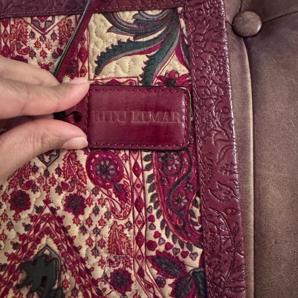 Ritu Kumar Crossbody Bag - Picture 2 of 4